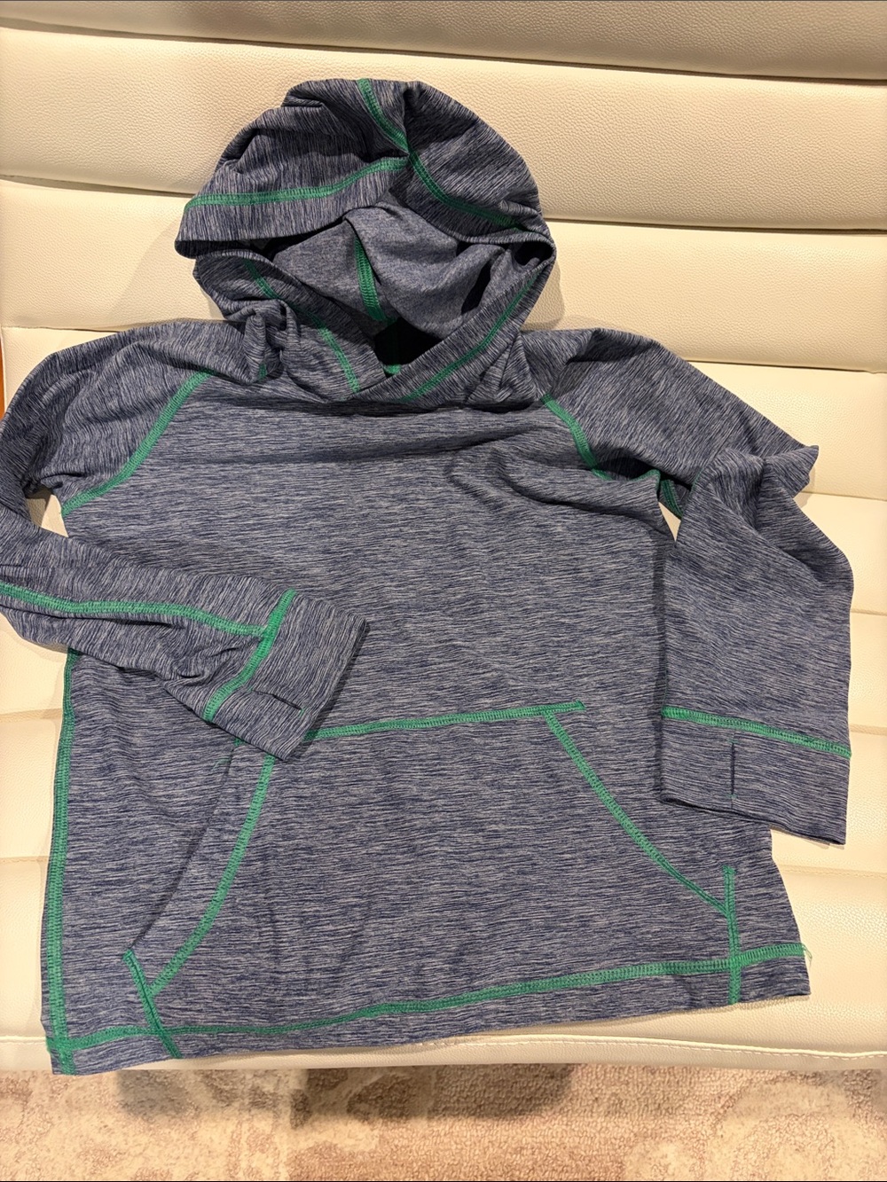 Hanna andersson Hooded Kids Top with Green Stitching (8)